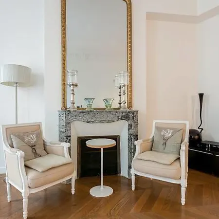 Royal And Luxury Palace Apartment